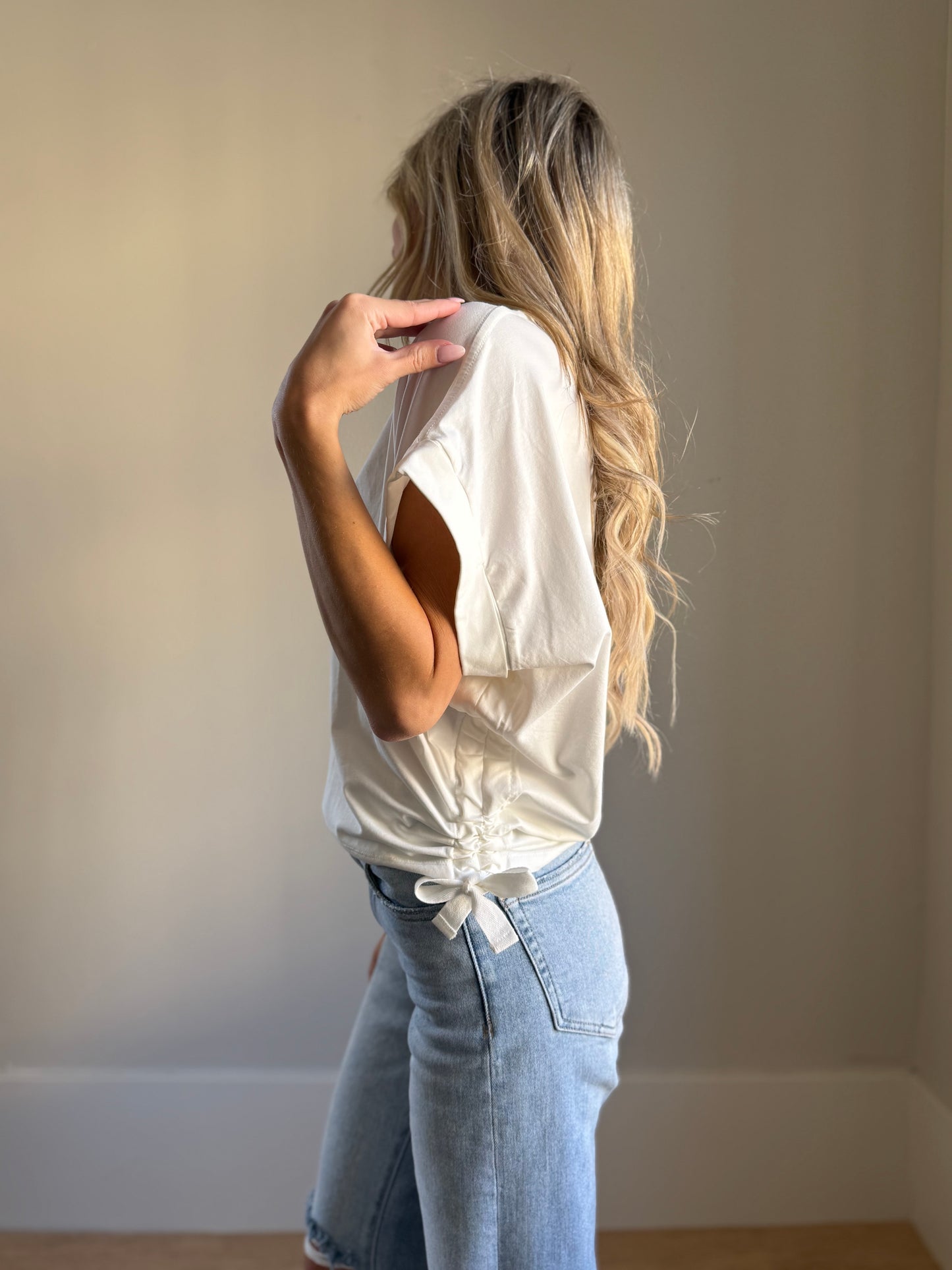 White Side Scrunch Tee